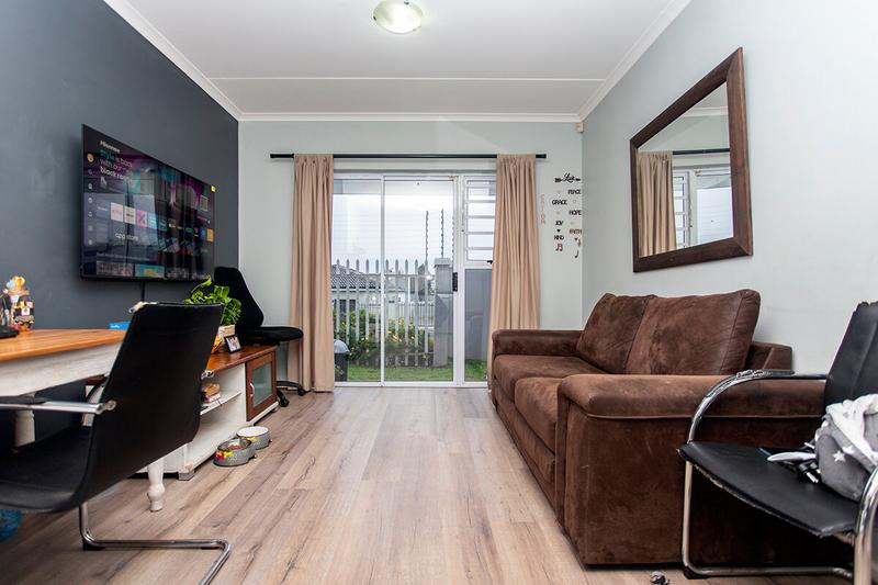 2 Bedroom Property for Sale in Brackenfell South Western Cape